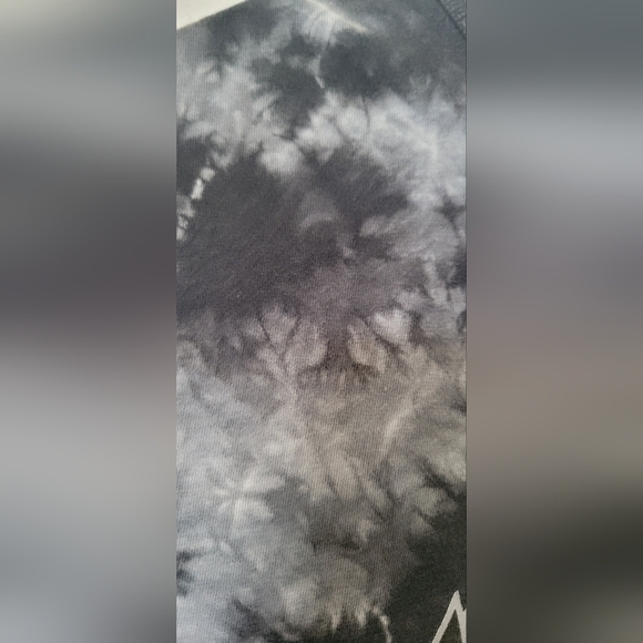 UNIVERSITY OF IDAHO tie dye crop top size small - Picture 2 of 5